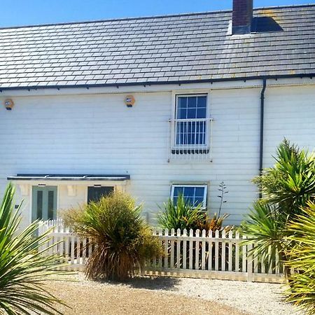 Sea Dragon Villa Rye Exterior photo